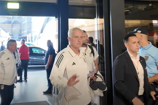 Sudakov na comitiva do Benfica para Chaves