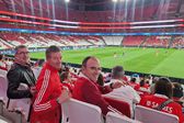Martim Mayer, candidato a presidente do Benfica, no Estádio da Luz acompanhado de candidatos a vice-presidentes - Foto D. R.