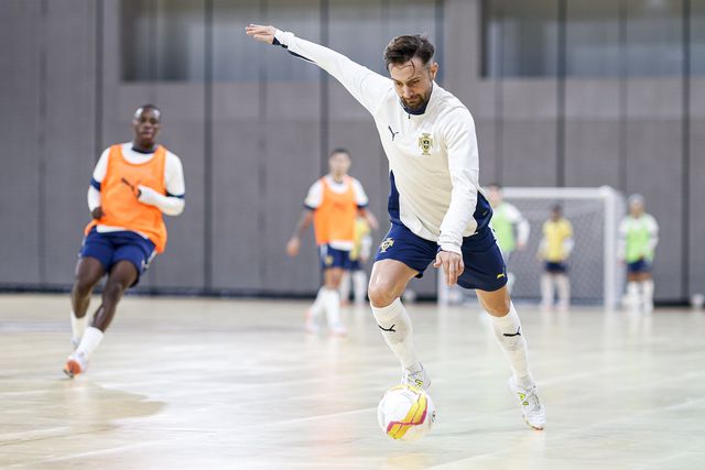 Tiago Brito durante preparação da Seleção Nacional - Foto: FPF