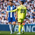 Bednarek vai estrear-se
na Champions e pode ser
ajuda preciosa para Diogo
Costa na hora de proteger
as redes portistas - Foto: IMAGO