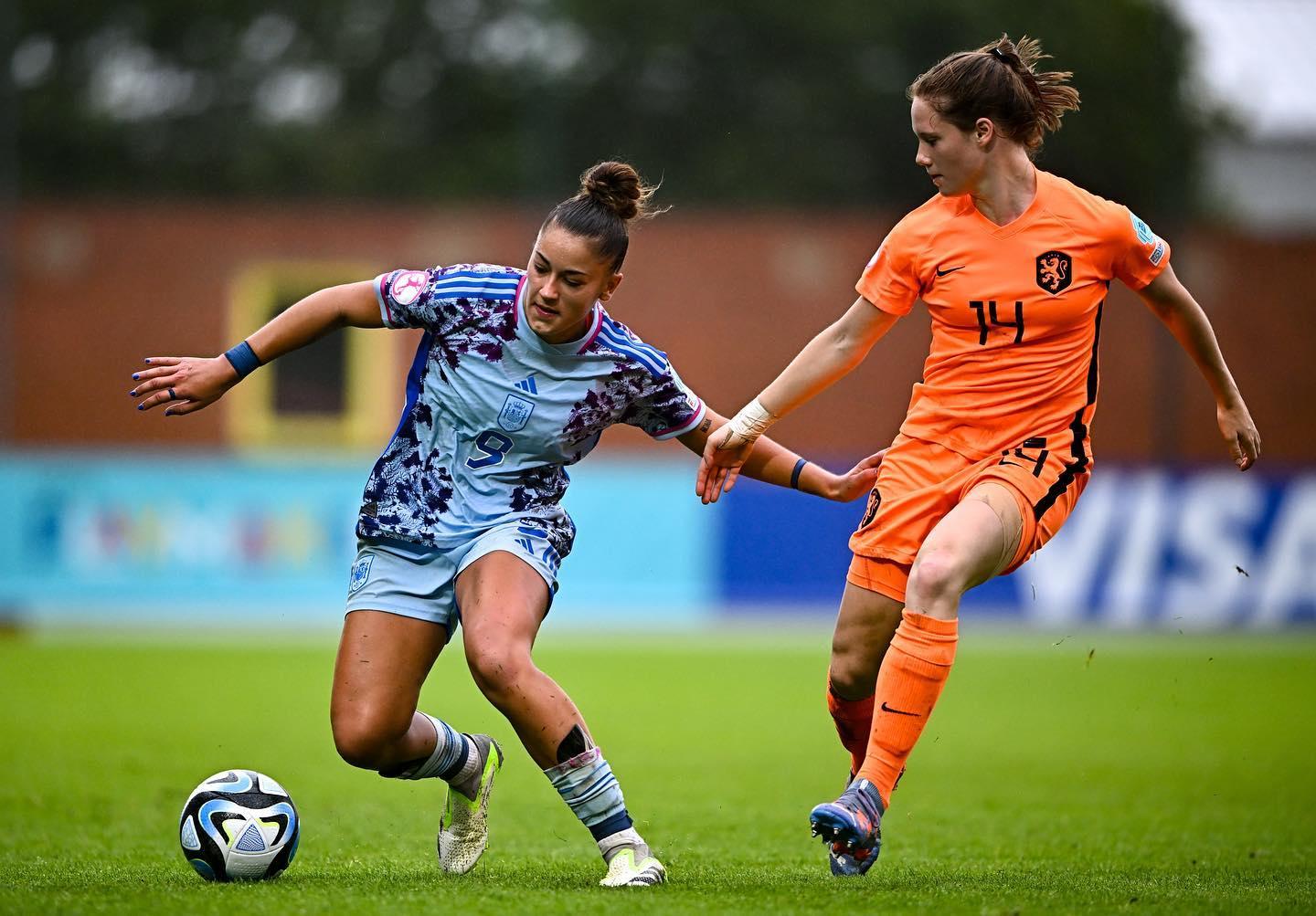 Veerle Buurman, internacional neerlandesa do Chelsea