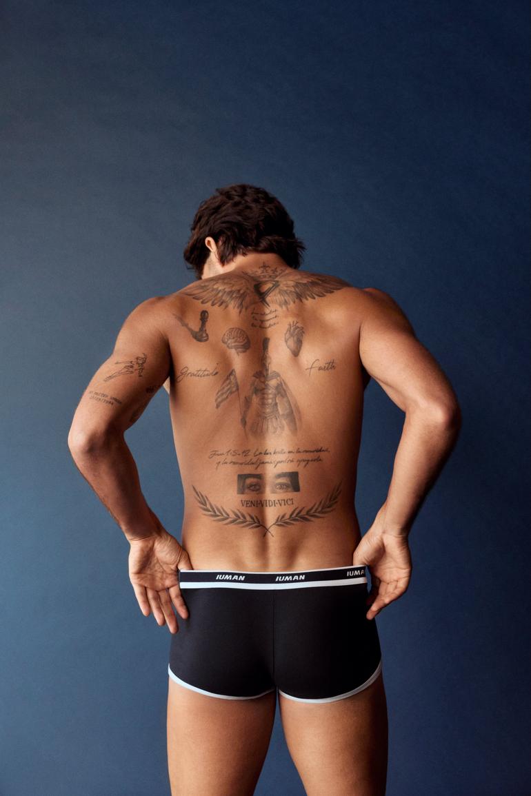 Ferran Torres em campanha de roupa interior foto/Iuman Intimissimi