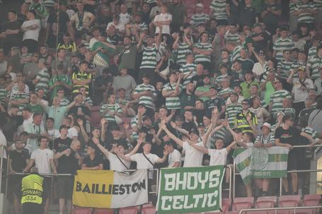Adeptos do Celtic no Estádio da Luz (foto: Miguel Nunes)