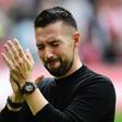 A comoção de Francesco Farioli no Ajax - Foto: IMAGO