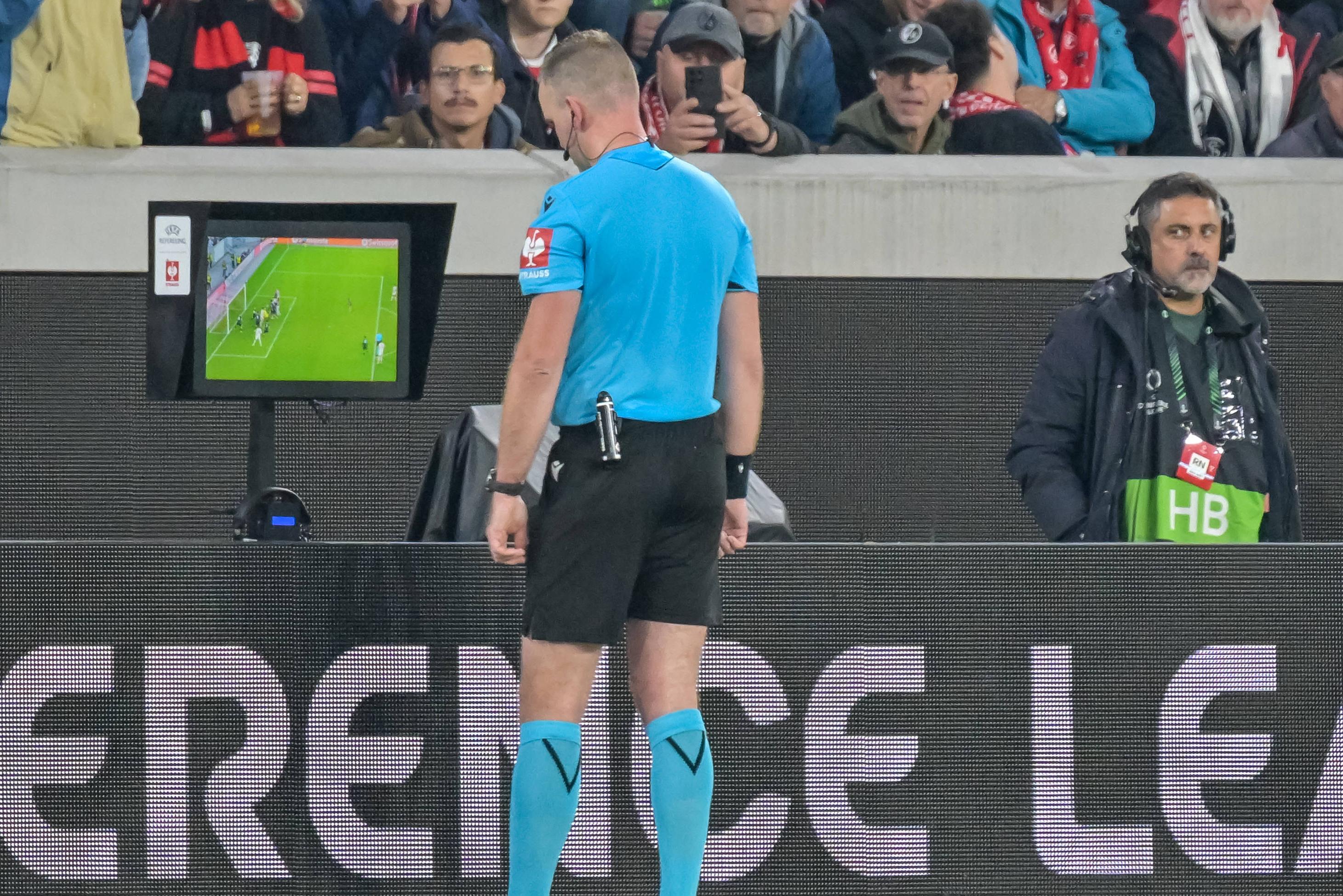 algo permanece imutável no futebol português — a conversa sobre o trabalho dos árbitros - Foto: Imago