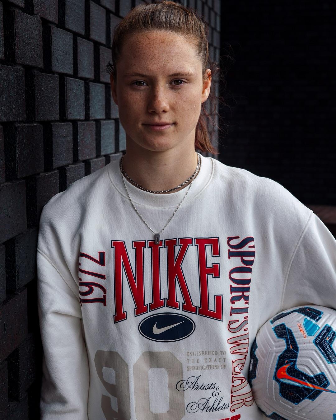 Veerle Buurman, internacional neerlandesa do Chelsea