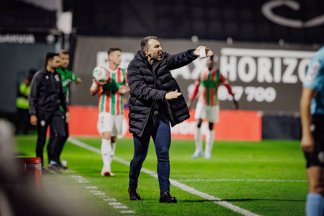 Nem um pedido de desculpas livrou Sérgio Vieira da suspensão