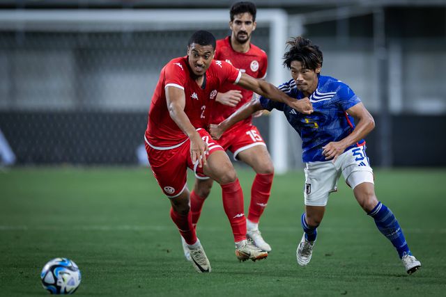 Assistência de Morita na goleada do Japão