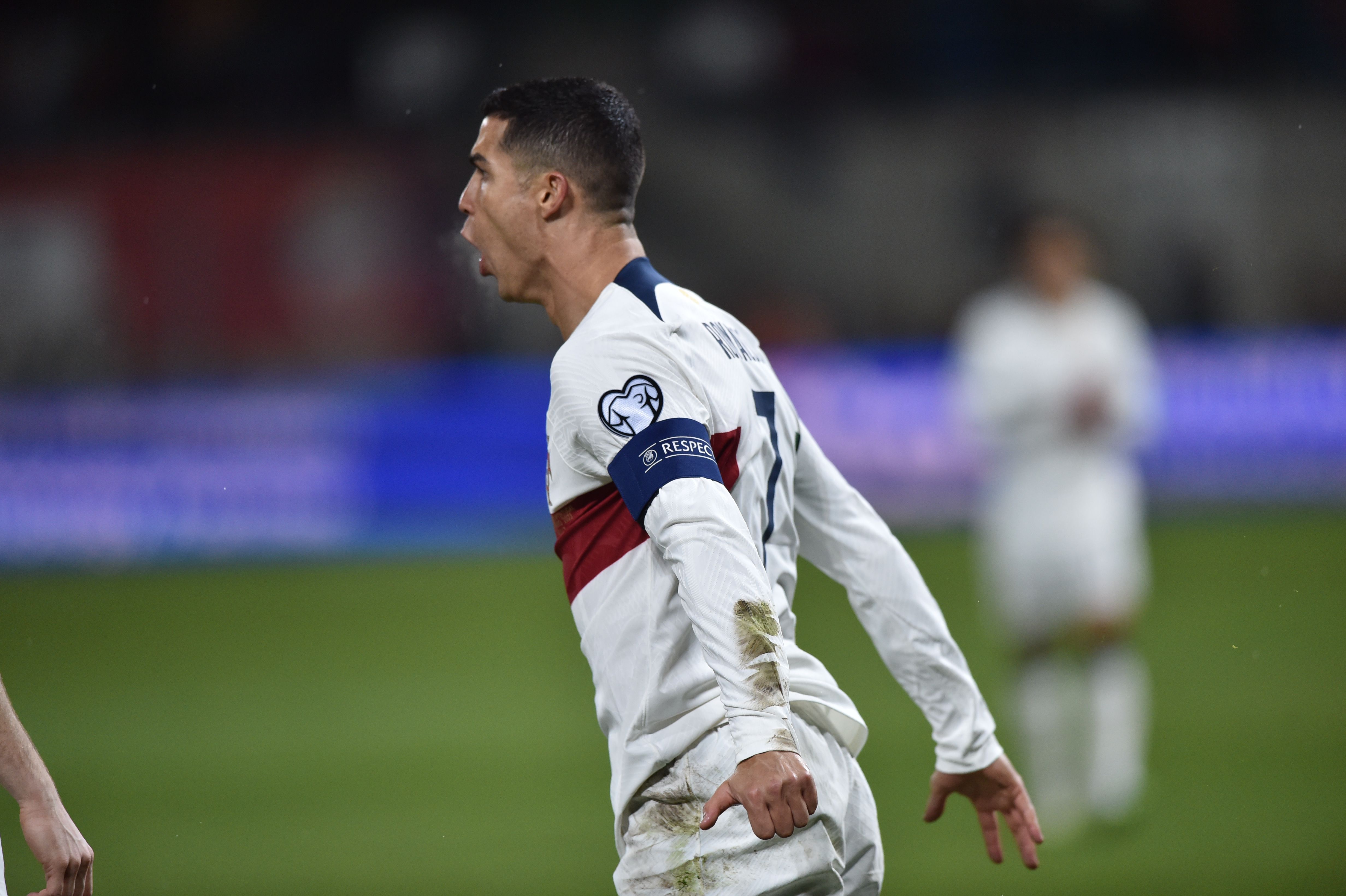 Nove jogos, nove vitórias. Portugal bate Liechtenstein por 2-0