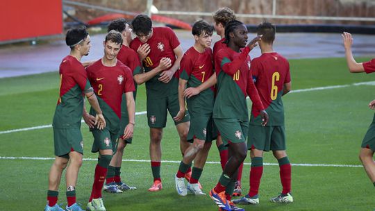 Portugal goleia Finlândia e está mais perto da fase final do Euro sub-17