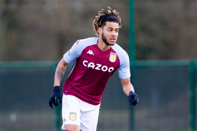 Jovem formado no Aston Villa termina carreira aos 22 anos