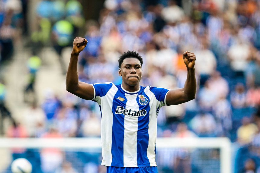 Samu com a camisola do FC Porto