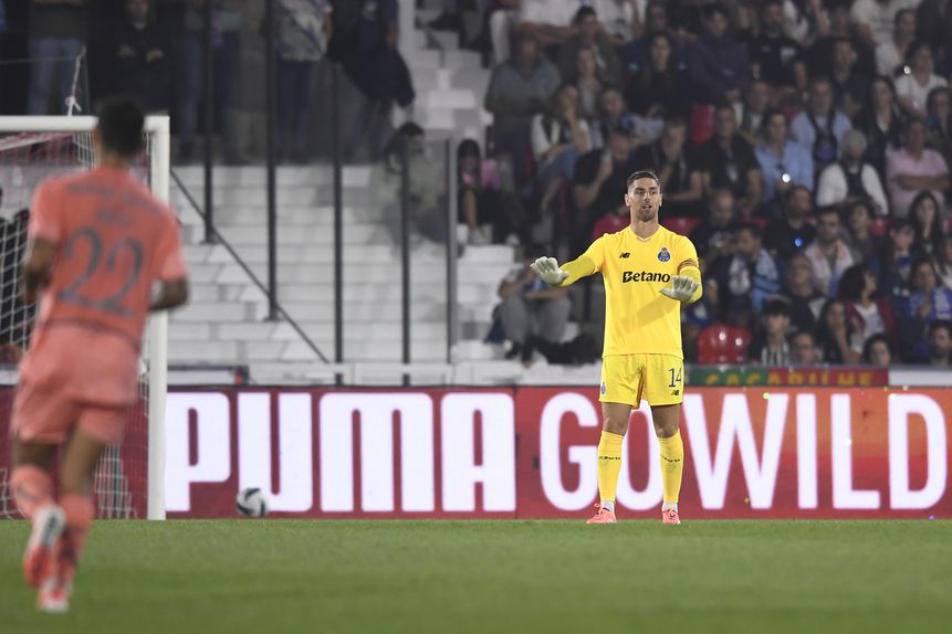 Cláudio Ramos vai jogar a titular com o Sintrense - FOTO: Catarina Morais/Kapta+