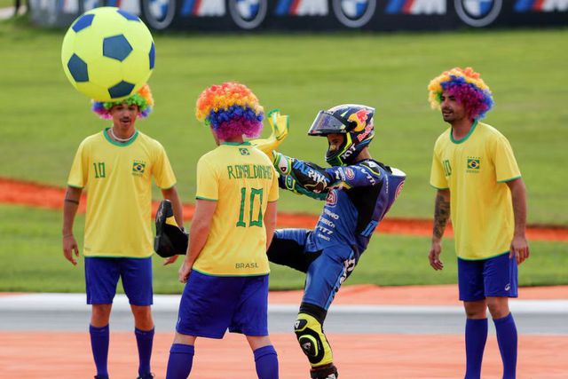 Diogo Moreira campeão de Moto2: o Brasil vai ter um 'Pelé' no Moto GP!