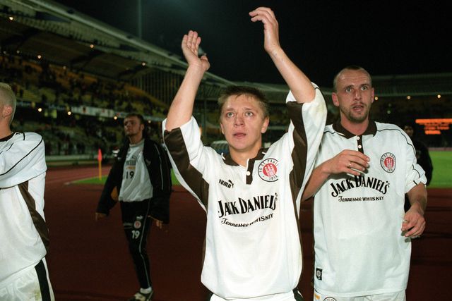 Polunin vestiu a camisola do St. Pauli na época 1999/00