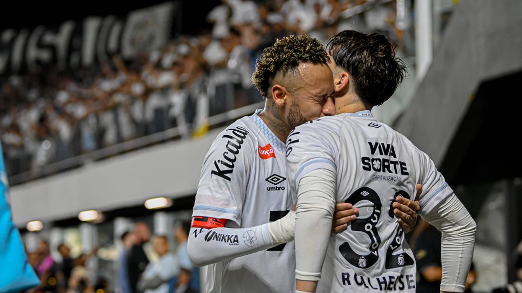 Neymar festeja com Rollheiser