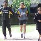 Boloni a treinar com Jardel em 2003 na Quinta das Conchas, no Lumiar, em Lisboa - Foto: A BOLA