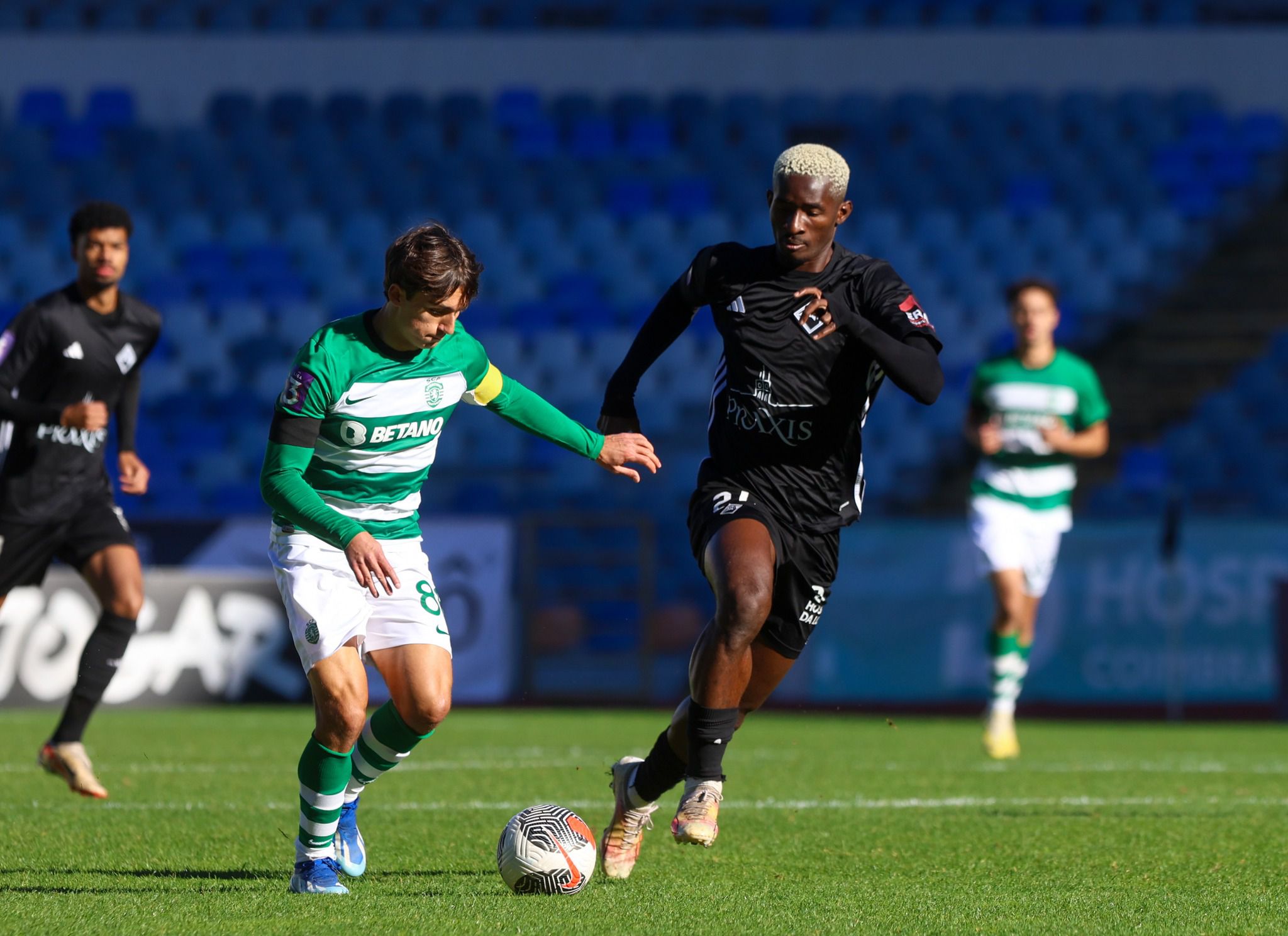 Académica Enaltece Gesto Solidário Do Sporting B | Abola.pt