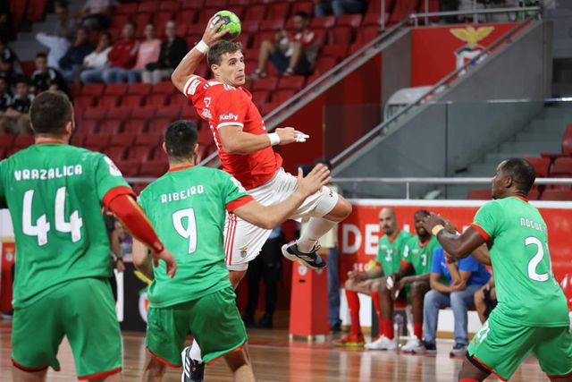Benfica conquista primeira vitória no campeonato, frente ao Marítimo