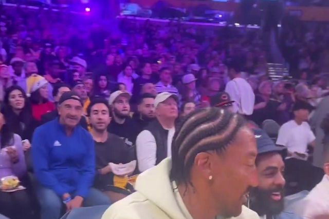 Scottie Pippen ainda faz magia na NBA... agora roubou a bola em jogo dos Lakers