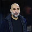Pep Guardiola pensativo