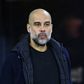 Pep Guardiola pensativo