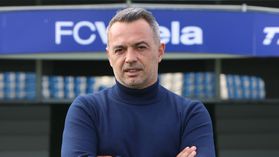 Liga 2: Fábio Pereira eleito novamente treinador do mês