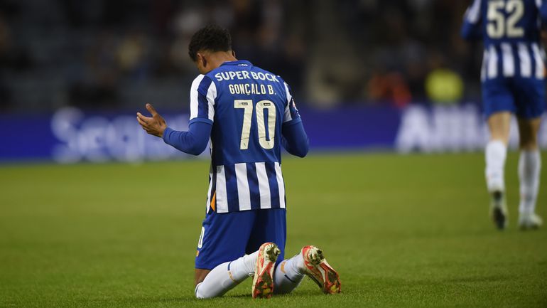 Ainda faz muito frio no Dragão, mas os pontos lá vão chegando (crónica)