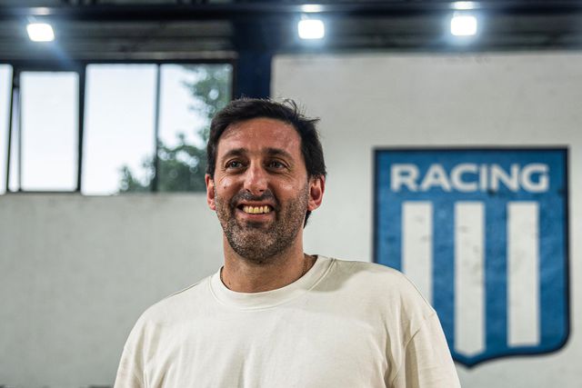 Diego Milito é o novo presidente do Racing Club