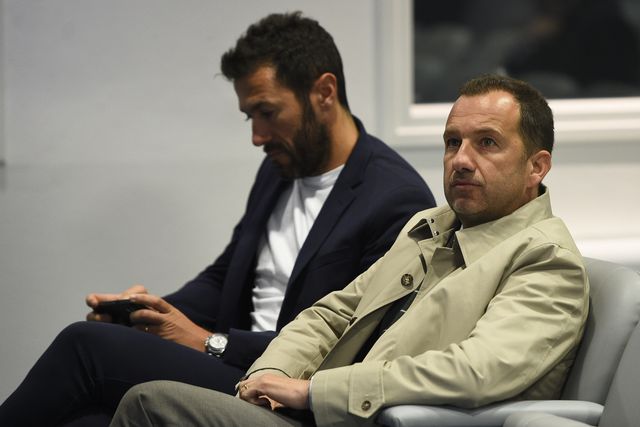 Sporting quer renovar com médio