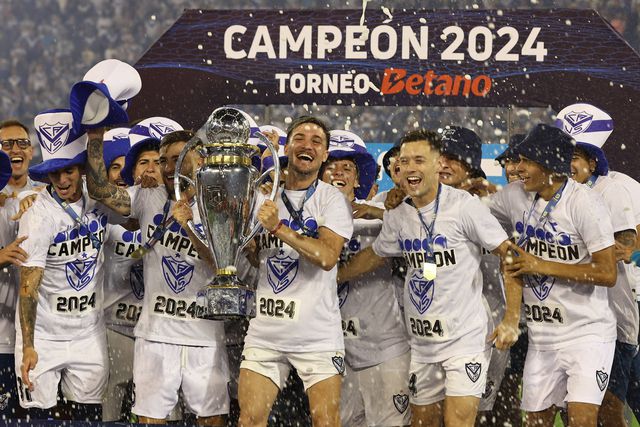 11 anos depois, Vélez volta a conquistar o campeonato argentino