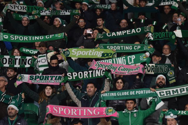 Sporting com Bilhetes para Barcelos