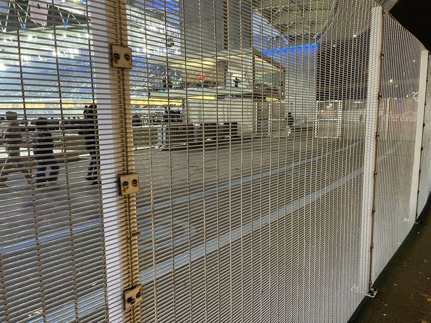 Autoridades retiraram adeptos do Estrela da Amadora do Dragão - Foto: Facebook Magia Tricolor