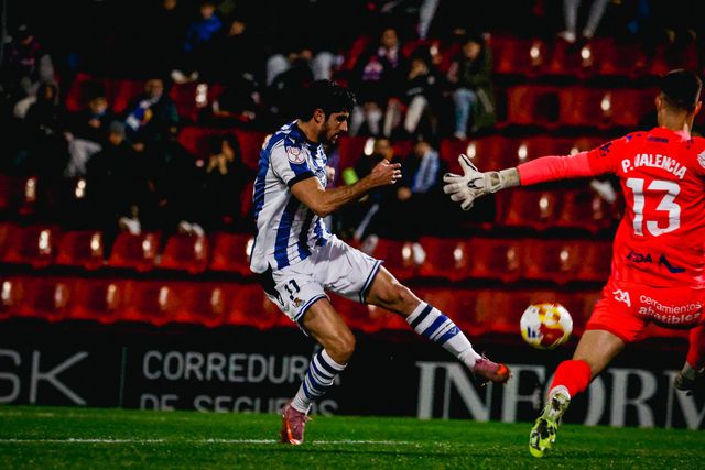 Gonçalo Guedes foi titular pela Real Sociedad em casa do Eldense - Foto: Real Sociedad