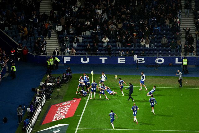 A celebração eufórica dos jogadores do FC Porto após o segundo golo ao Estrela da Amadora - Foto: FC PORTO