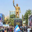 Messi foi homenageado com uma estátua em Calcutá, na Índia, em dezembro de 2025 - Foto: IMAGO