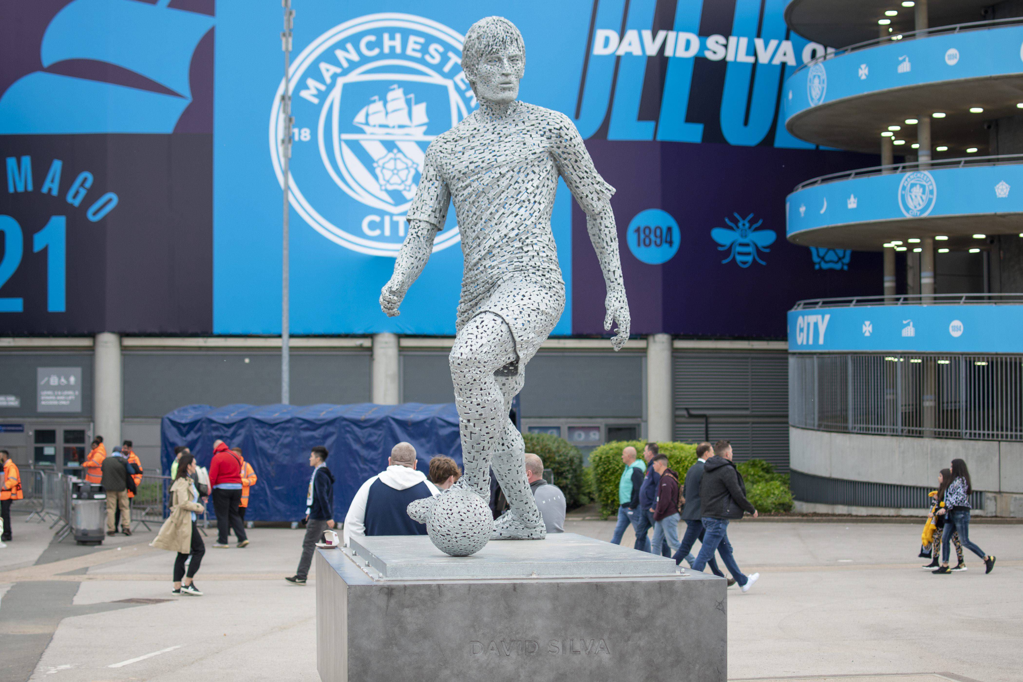 Estátua de David Silva junto ao Etihad - Foto: IMAGO