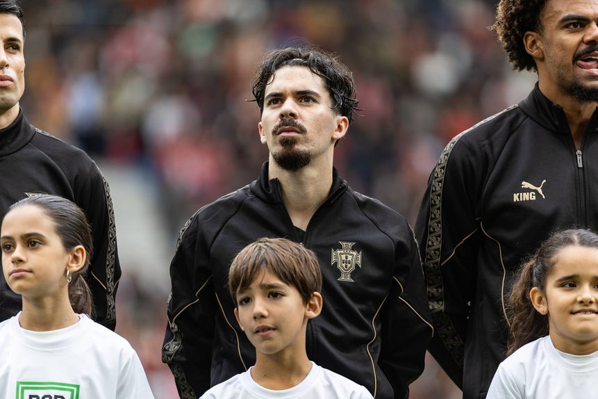 Vitinha foi terceiro classificado na Bola de Ouro