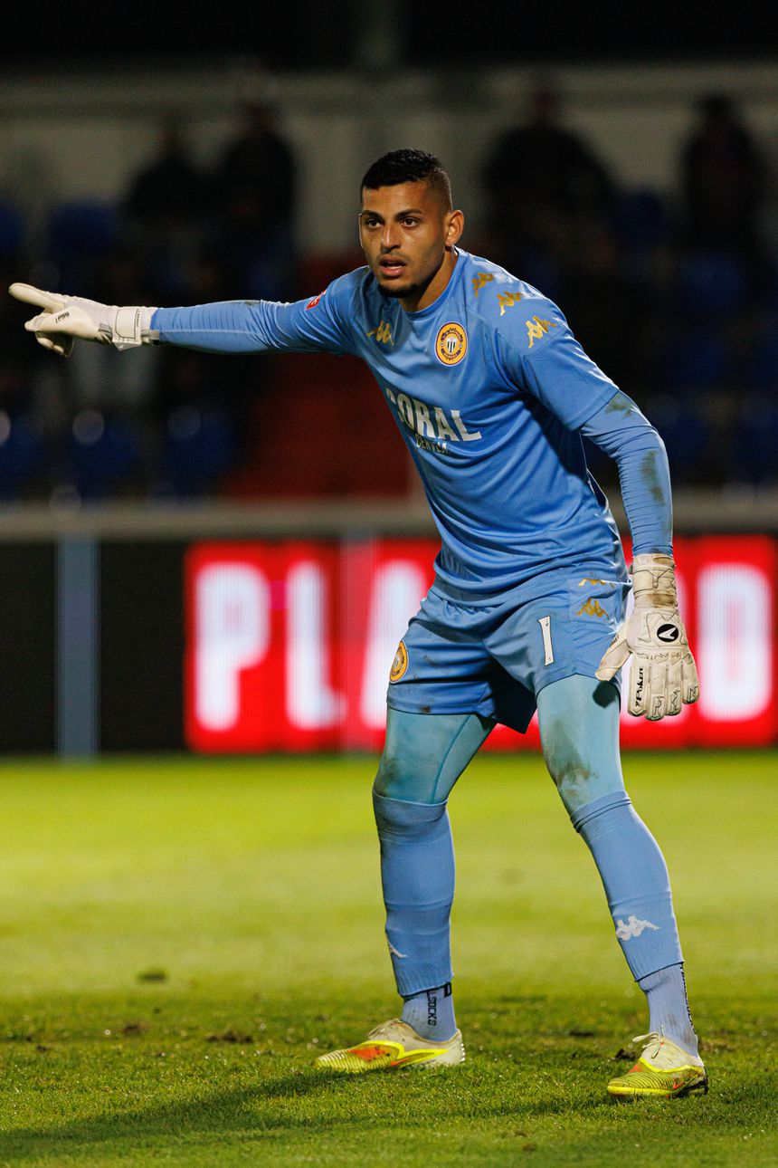 Kaique Pereira é perito a defender grandes penalidades