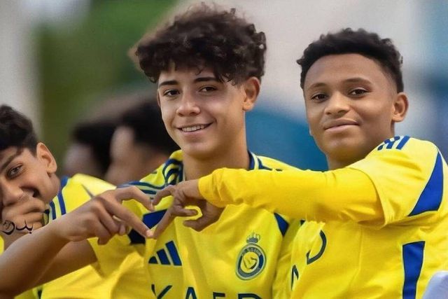 Cristianinho na equipa de sub-16 do Al Nassr
