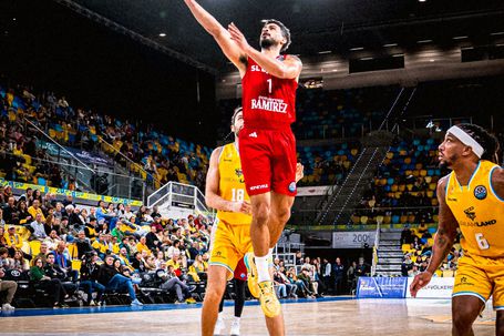 Aaron Broussard terminou com 10 pontos -    Fotografia FIBA