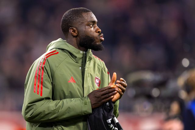 Upamecano está no emblema de Munique desde 2021