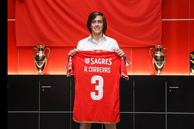 Álvaro Carreras: «Benfica é o melhor lugar para continuar a vencer»