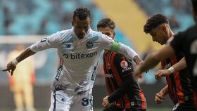 Nani brilha mas é eliminado da Taça da Turquia por equipa da terceira divisão