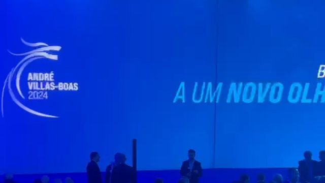 Alfândega do Porto 'à pinha' para a candidatura de Villas-Boas