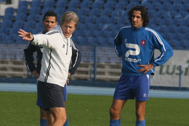 Zé Pedro: «Utilizo muito do que bebi de Jorge Jesus»