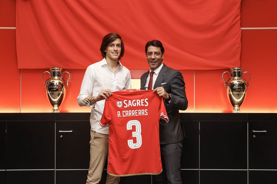 Mercado Benfica (oficial): Álvaro Carreras é reforço