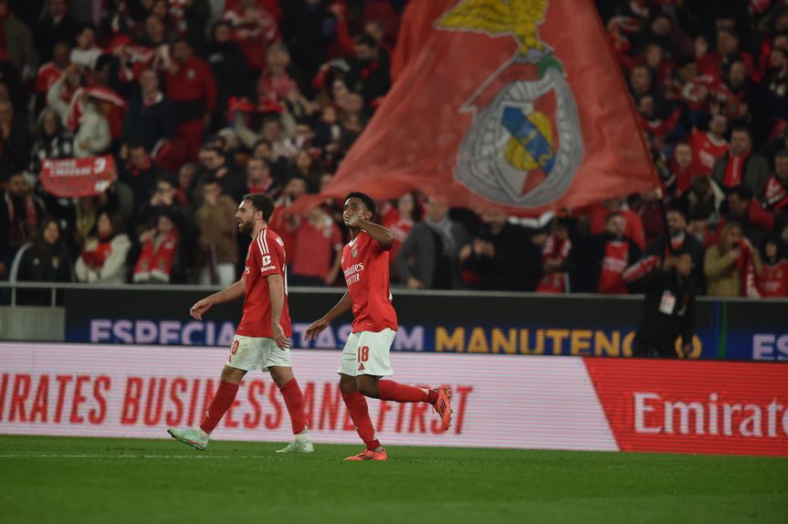 LEandro Barreiro festeja o golo marcado ao Famalicão beijando o punho