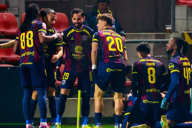 Classe flaviense no regresso aos triunfos (crónica)