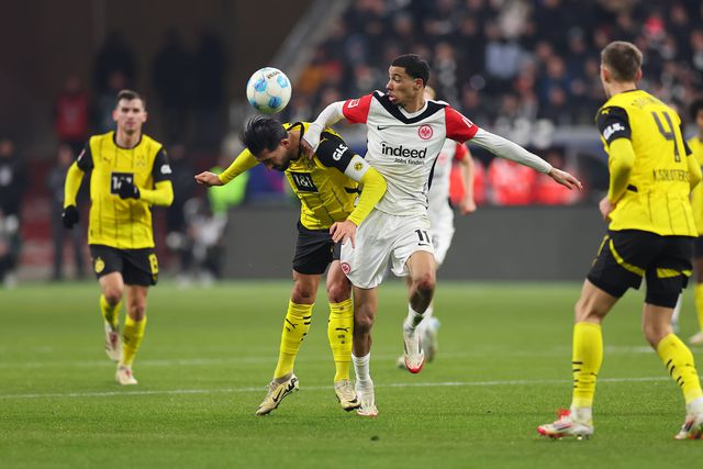 Eintracht bate Dortmund e, no final, Marmoush despediu-se dos colegas